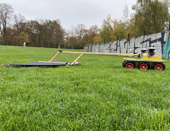 Testfahrt des Robo-Dachses in Berlin, Bild: Evologics GmbH