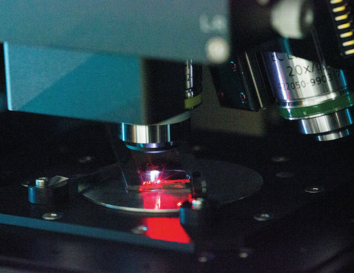 Im Berliner QuantumPackaging Lab werden Packaging-Technologien für die Quantenphotonik entwickelt. | © Fraunhofer IZM, Matthildur Valfells